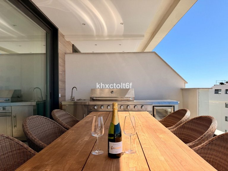 Apartment for Sale in Higueron, Malaga 30