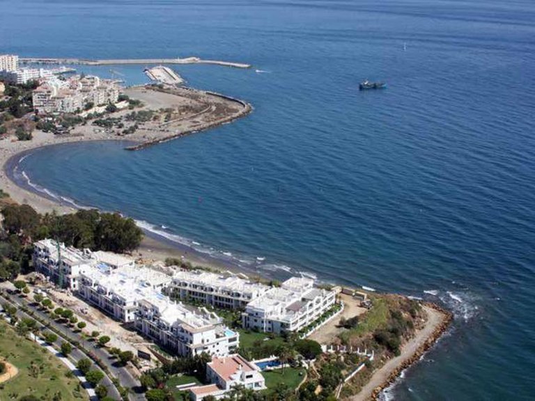 Apartment for Sale in New Golden Mile, Malaga 2