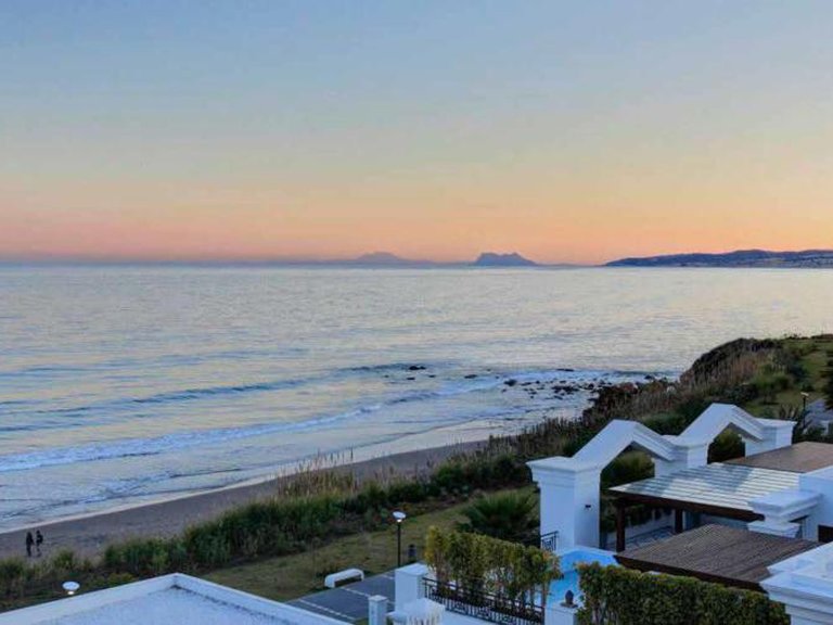 Apartment for Sale in New Golden Mile, Malaga 4