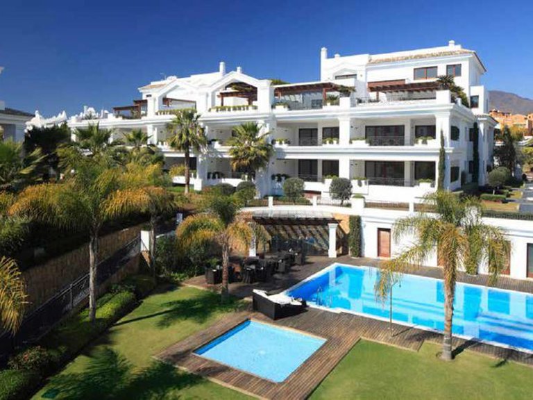 Apartment for Sale in New Golden Mile, Malaga 7