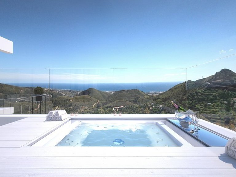 Apartment for Sale in Ojén, Malaga 15
