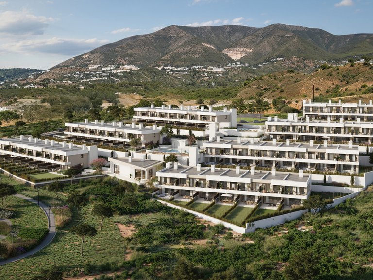 Town House for Sale in Fuengirola, Malaga 1