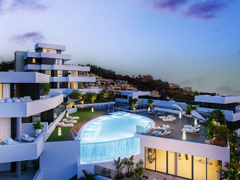 Apartment for Sale in Altos De Los Monteros, Malaga 3