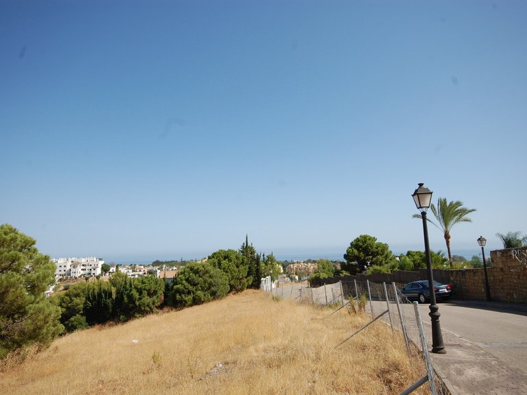 Villa for Sale in Selwo, Malaga 4