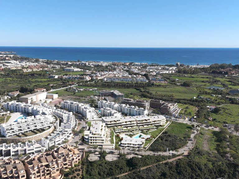 Apartment for Sale in Cancelada, Malaga 17