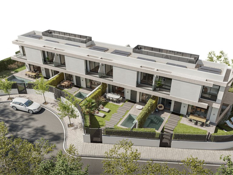 Town House for Sale in Málaga Este, Malaga 1