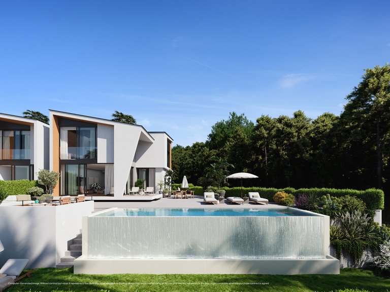 Villa for Sale in El Chaparral, Malaga 2