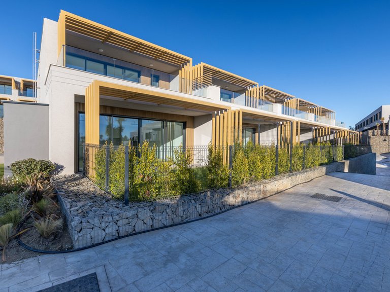 Town House for Sale in El Chaparral, Malaga 3
