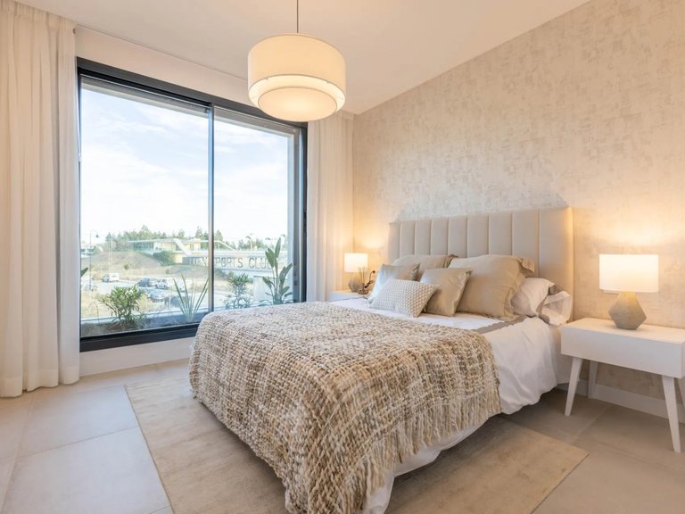 Town House for Sale in El Chaparral, Malaga 8