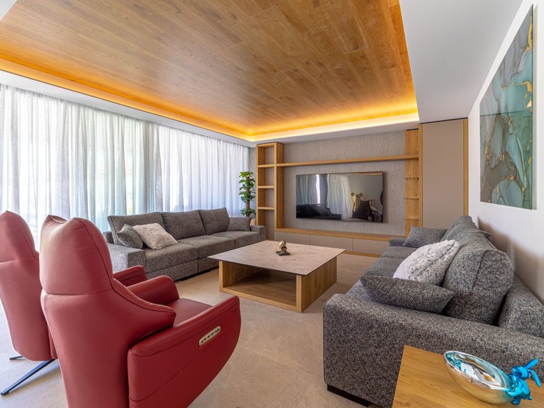 Villa for Sale in San Pedro De Alcántara, Malaga 4