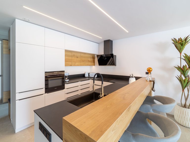 Villa for Sale in San Pedro De Alcántara, Malaga 6