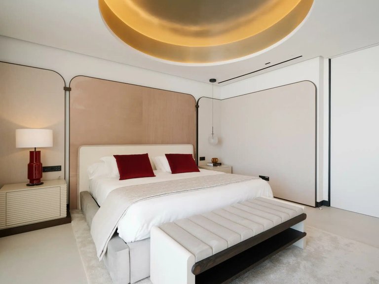Villa for Sale in Marbella, Malaga 6