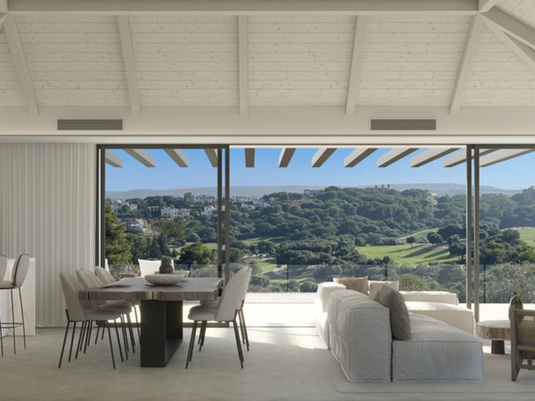 Villa for Sale in San Roque, Cadiz 2