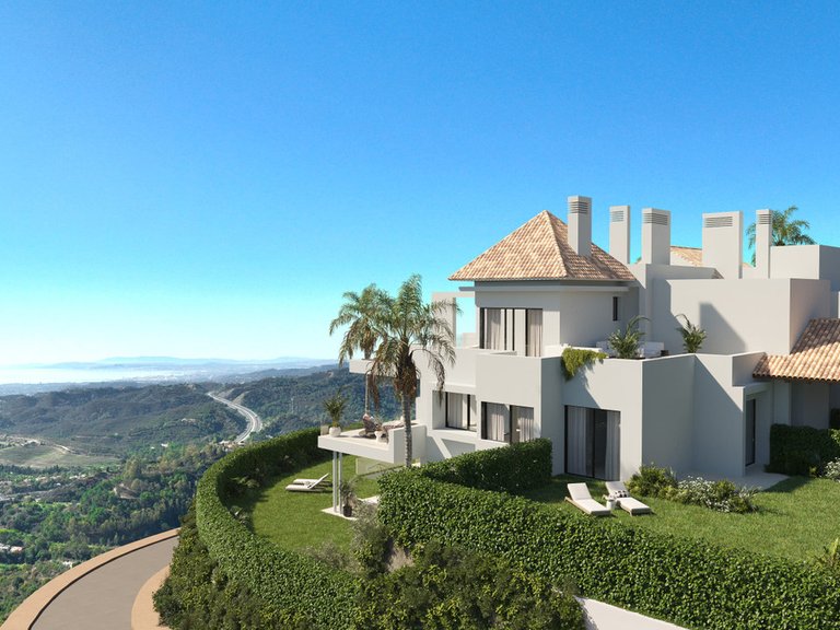 Apartment for Sale in Benahavís, Malaga 11