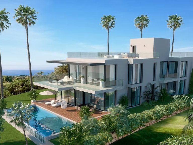 Villa for Sale in Cabopino, Malaga 1