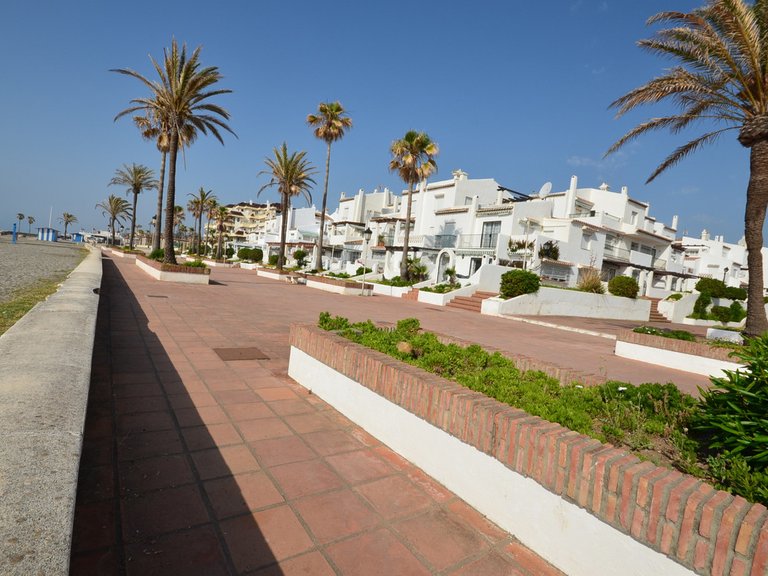 Apartment for Weekly Rent in La Duquesa, Malaga 15