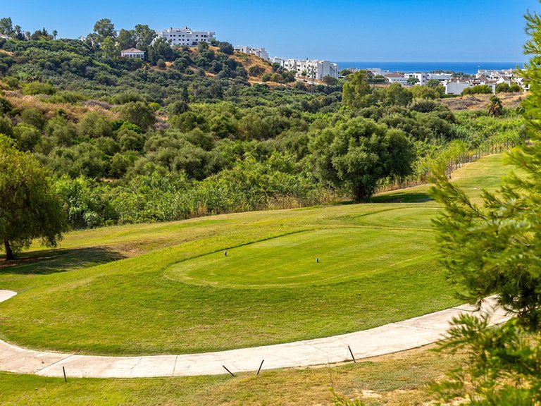 Town House for Sale in Valle Romano, Malaga 9