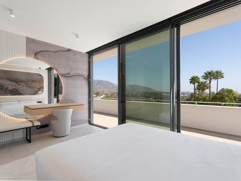 Villa for Sale in La Cala Golf, Malaga 15