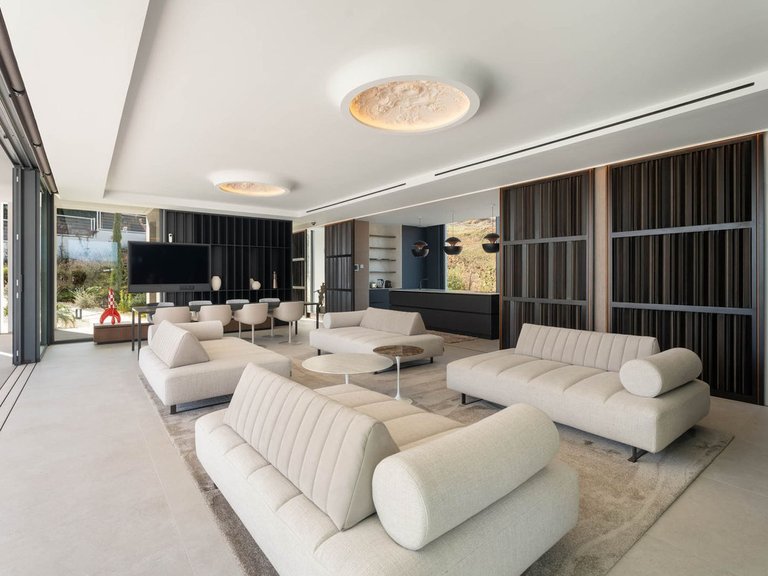 Villa for Sale in La Cala Golf, Malaga 3