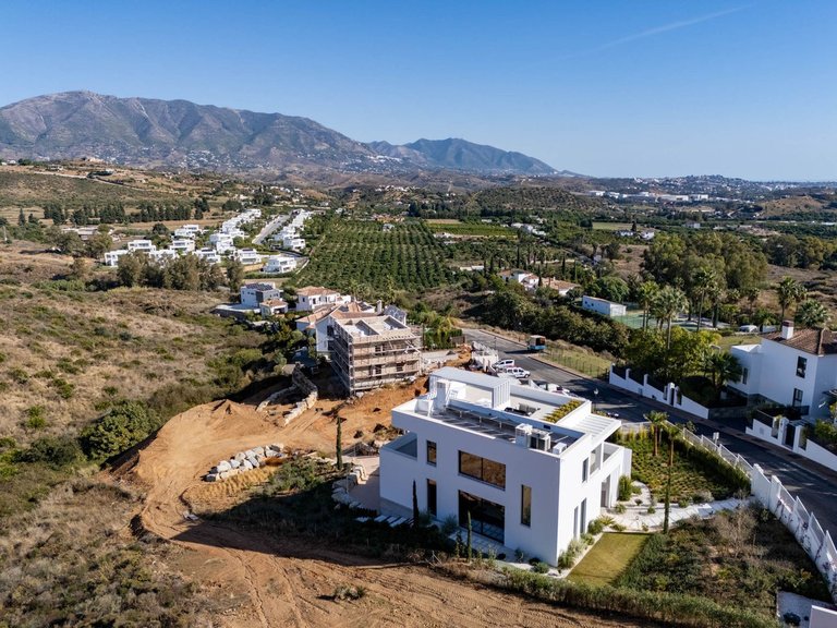Villa for Sale in La Cala Golf, Malaga 39