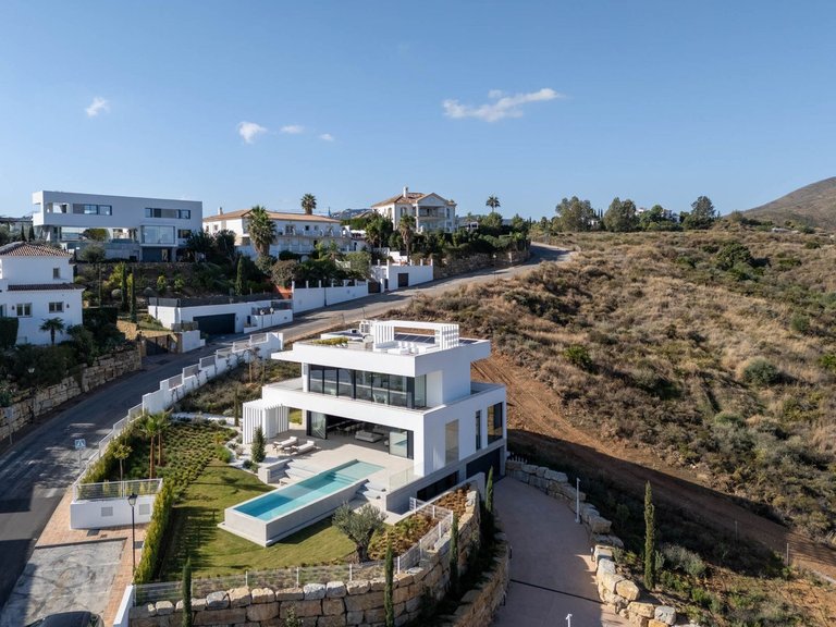 Villa for Sale in La Cala Golf, Malaga 59