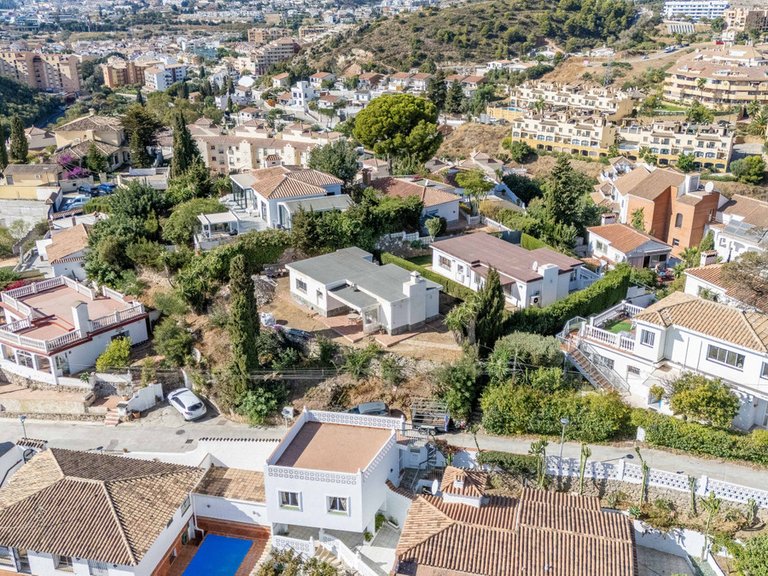 Villa for Sale in Fuengirola, Malaga 11