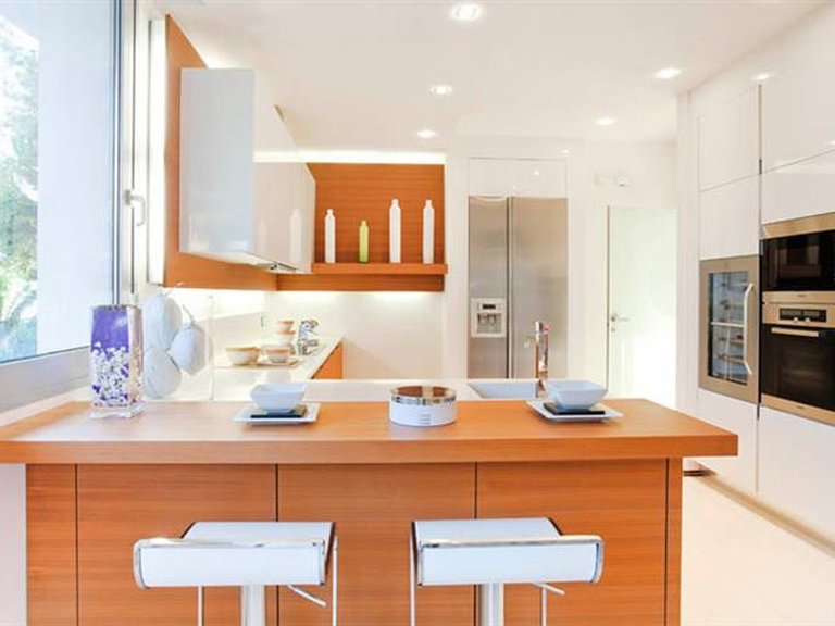 Villa for Sale in Marbella, Malaga 10