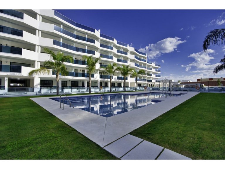 Apartment for Sale in Fuengirola, Malaga 10