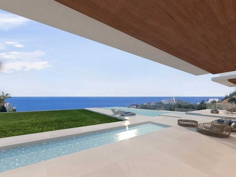Villa for Sale in Benahavís, Malaga 3