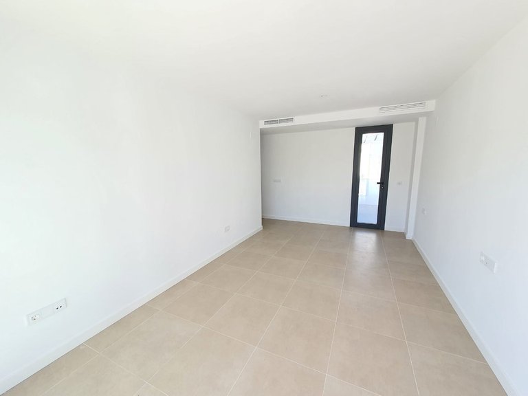 Villa for Sale in La Duquesa, Malaga 24