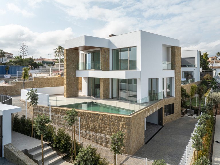 Villa for Sale in Mijas Costa, Malaga 21