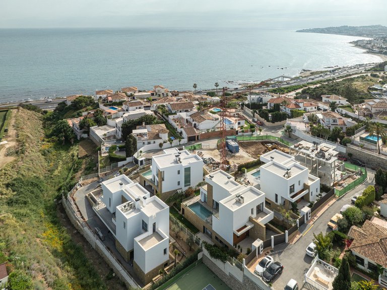 Villa for Sale in Mijas Costa, Malaga 32
