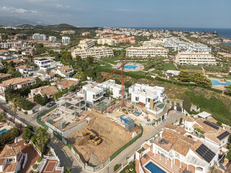 Villa for Sale in Mijas Costa, Malaga 34