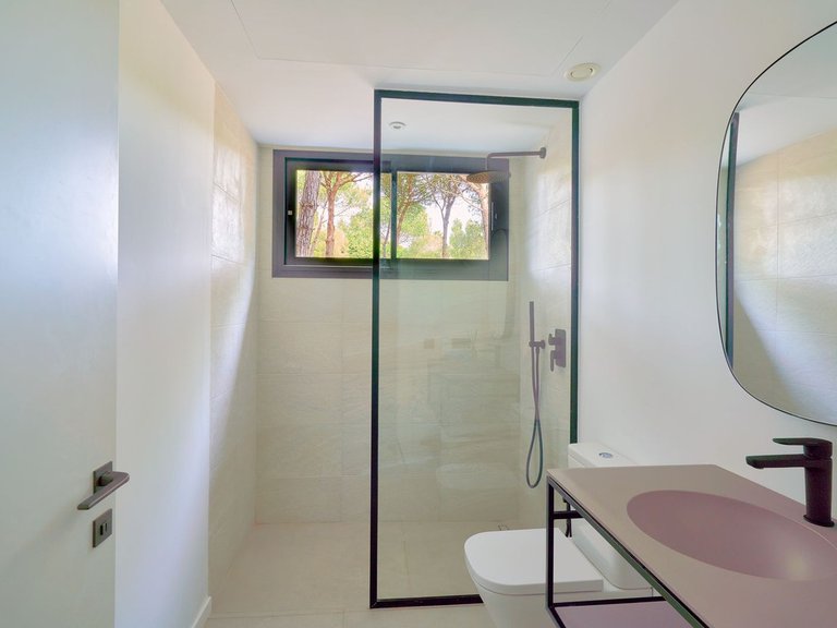 Villa for Sale in Sotogrande, Cadiz 16