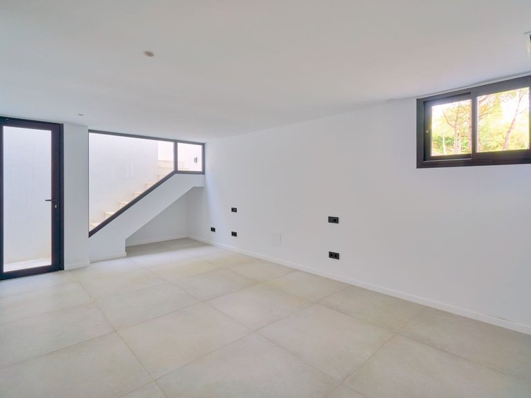 Villa for Sale in Sotogrande, Cadiz 32