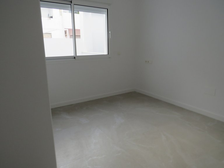 Apartment for Sale in Fuengirola, Malaga 2