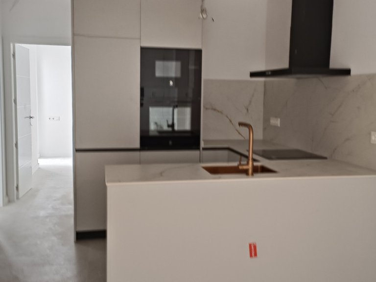 Apartment for Sale in Fuengirola, Malaga 27