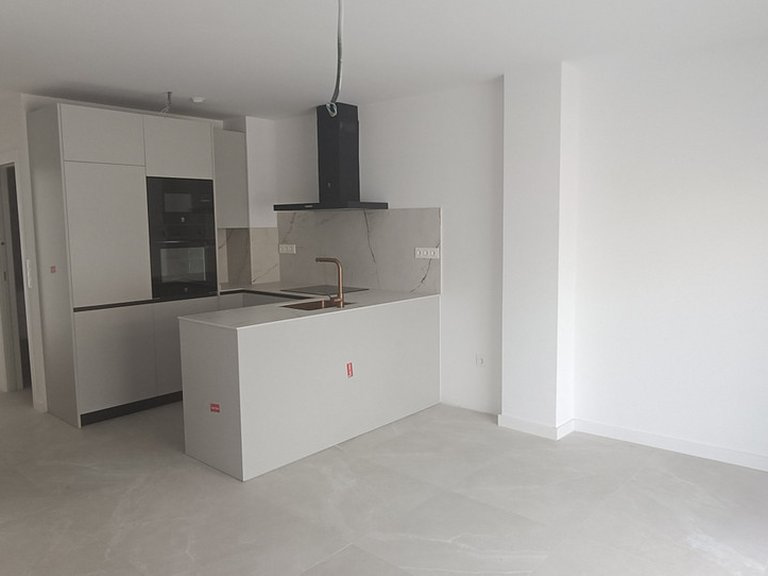 Apartment for Sale in Fuengirola, Malaga 35