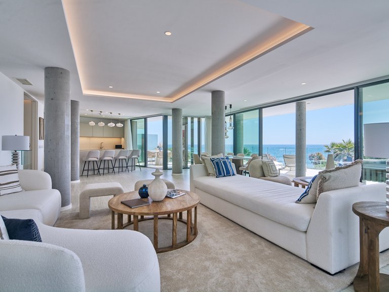 Apartment for Sale in Estepona, Malaga 3
