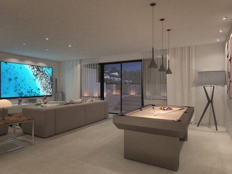 Villa for Sale in New Golden Mile, Malaga 9