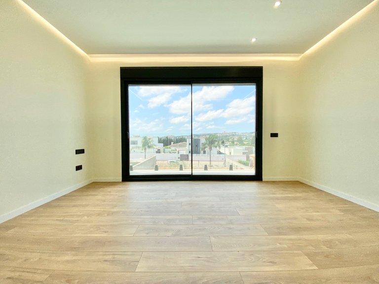 Villa for Sale in Mijas, Malaga 8