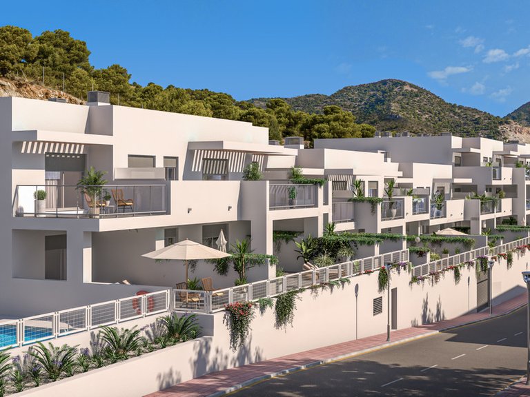 Apartment for Sale in Benalmadena, Malaga 1
