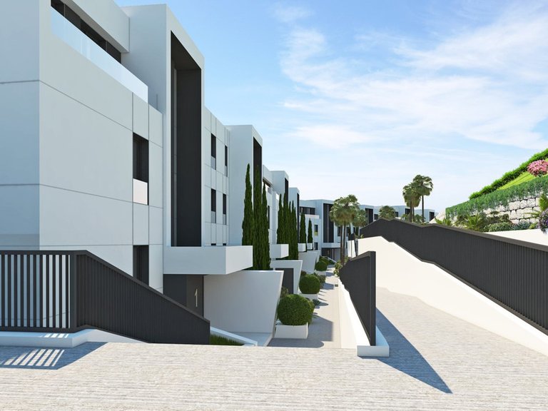 Apartment for Sale in Nueva Andalucía, Malaga 10