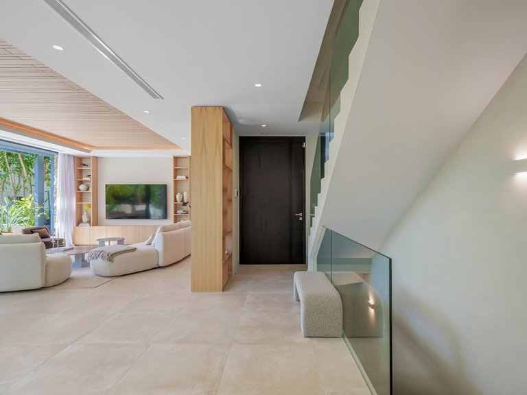 Villa for Sale in Estepona, Malaga 33