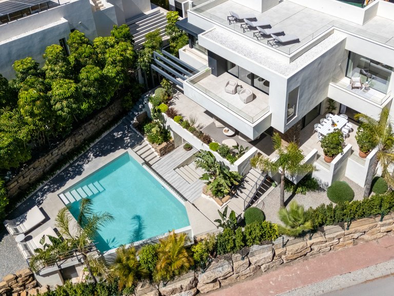Villa for Sale in Estepona, Malaga 4