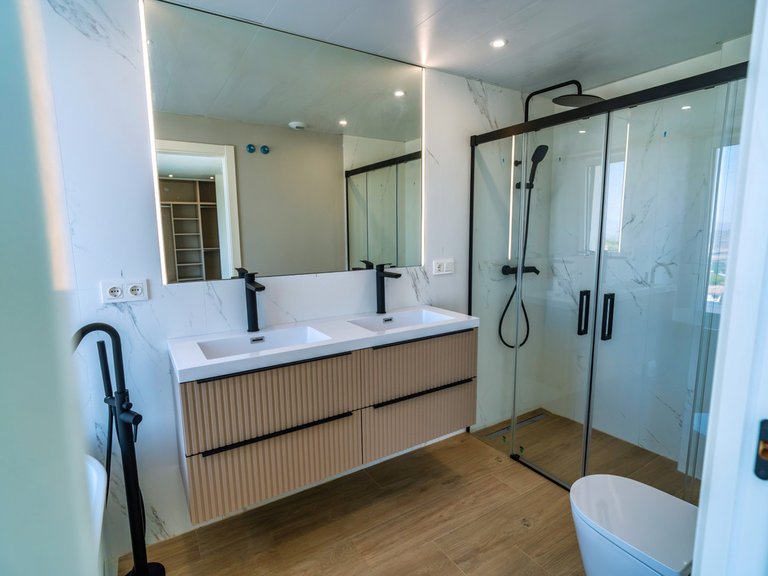 Villa for Sale in Alhaurín De La Torre, Malaga 26