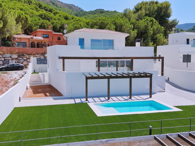 Villa for Sale in Alhaurín De La Torre, Malaga 49