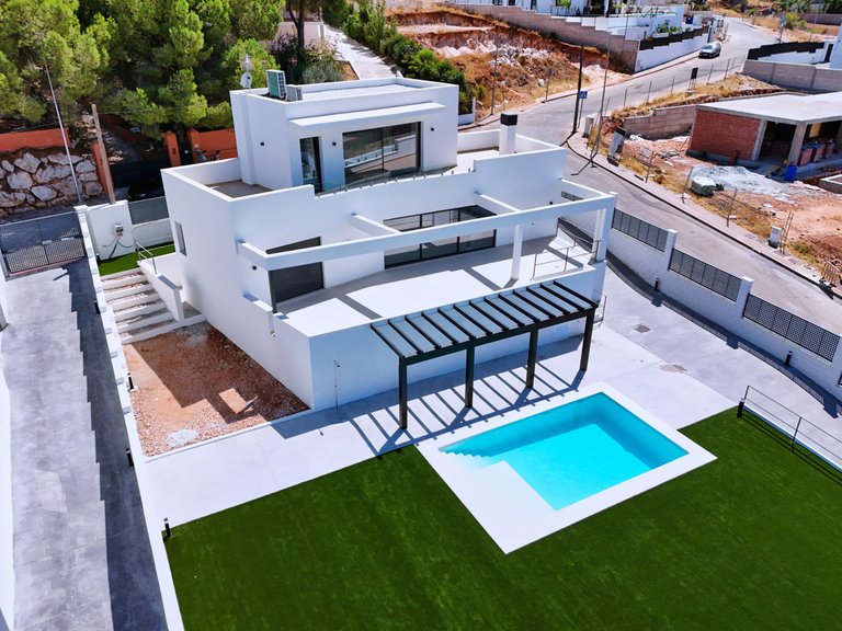 Villa for  in Alhaurín De La Torre, Malaga 69