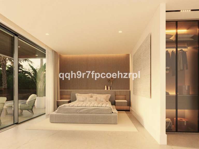 Villa for Sale in Elviria, Malaga 10