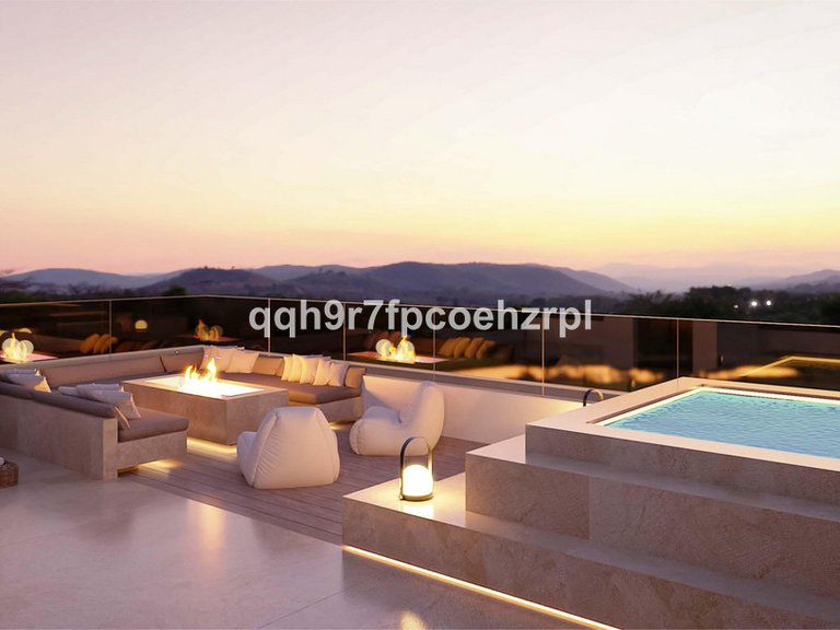 Villa for Sale in Elviria, Malaga 16